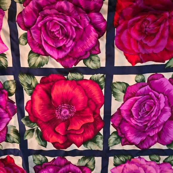 Vintage Bill Blass Silk Square Scarf of Roses Magenta Fuchsia Hot Pink - Picture 4 of 5